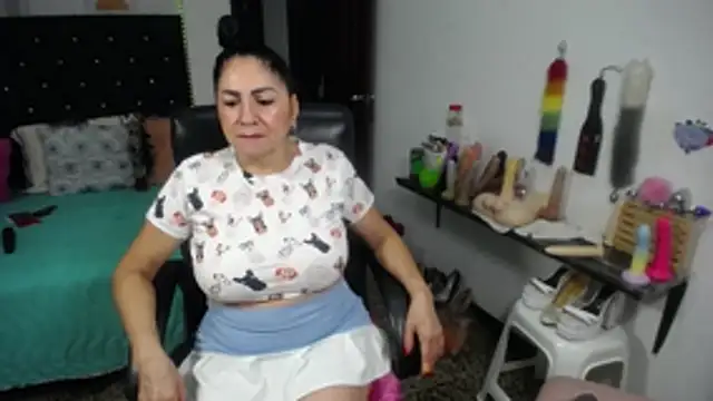 mature_bigboobs10