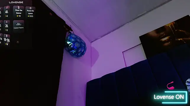 Lola_wish1 webcam