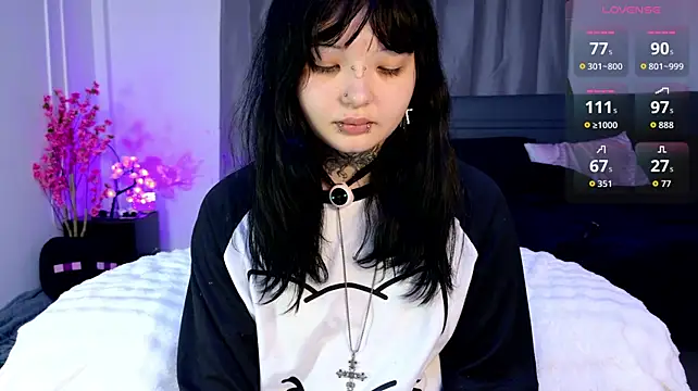 Lein_Bone live cam on StripChat