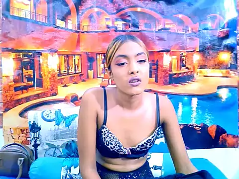 IndianPretty14u2Luv webcam