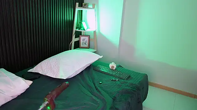 _mishelle webcam