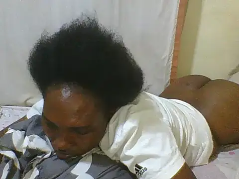 cute_lavenda webcam
