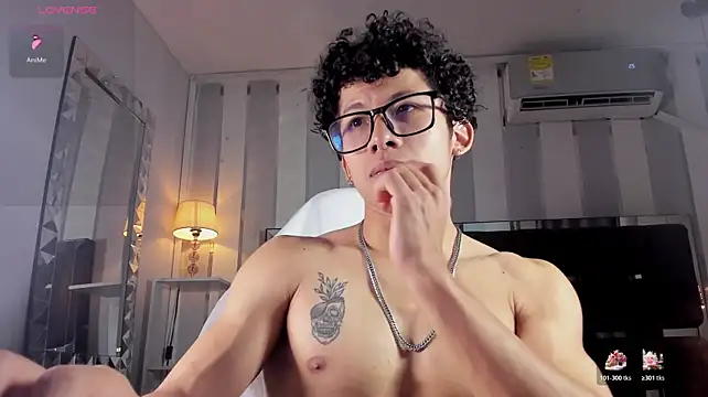 AkazaBoy_ live sex cam