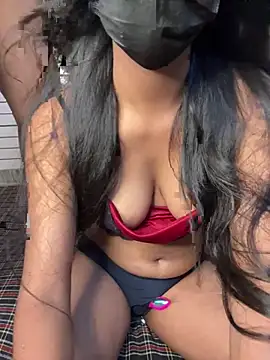 Piyaaa67 live sex cam