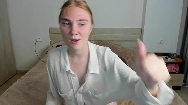 ReddHotPipper webcam