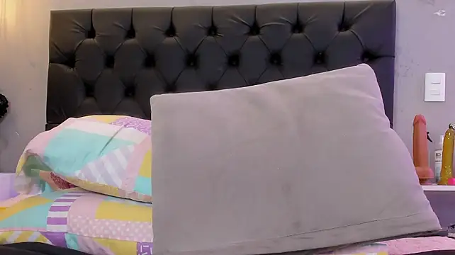 naomi__blair webcam