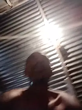 alphamale25 webcam