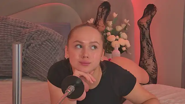 Emi_Gold webcam