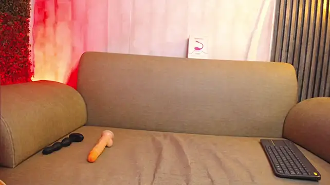 Ayleen_Mitchell webcam