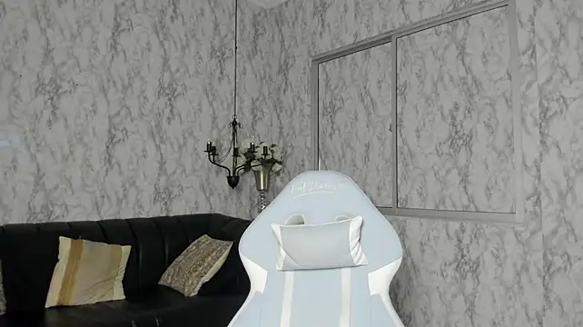 Slim_Petitee webcam