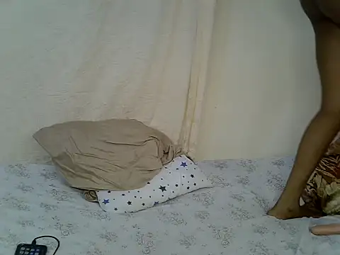 BabyLuxe8 webcam