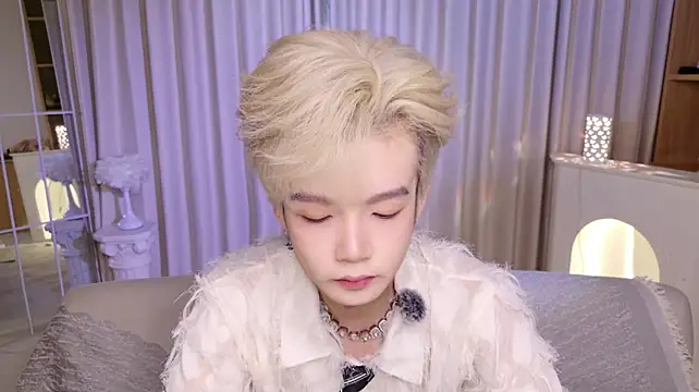 XiaoHuiHui-111 webcam