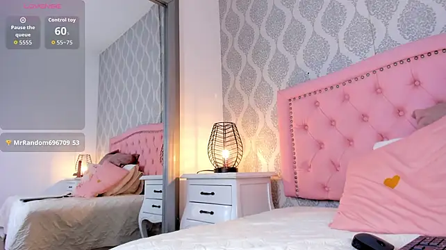klara13_ webcam