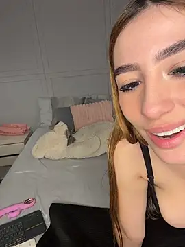 Miiaa_Rosee Live Webcam on Stripchat
