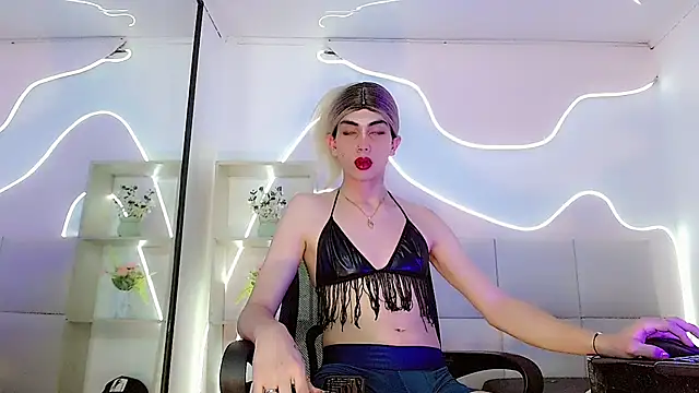 Daniela_Pink_