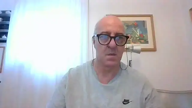 ANONIMO7735 webcam