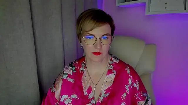 feliziaDesire webcam