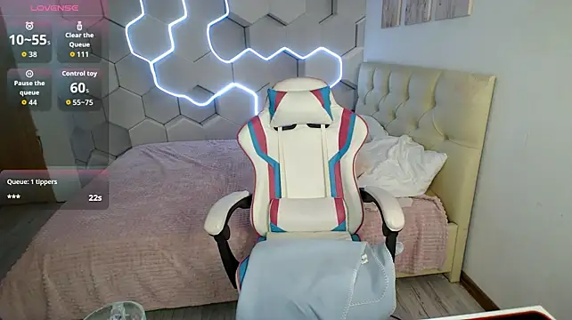 aliicemeow