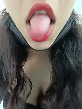 HazelCharm live cam on StripChat