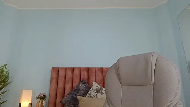 nana_levy webcam