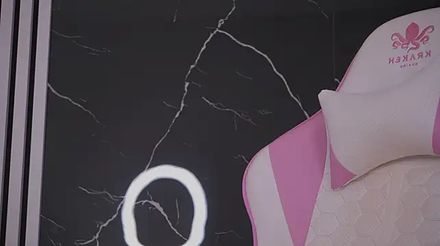 Ava-Diamond webcam