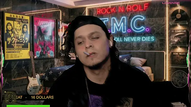 chino_roz webcam