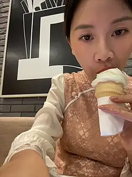 Zoe-520
