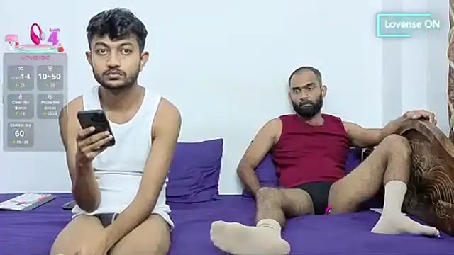 DesiDaddyandSon webcam