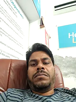 Raaz_5690 webcam