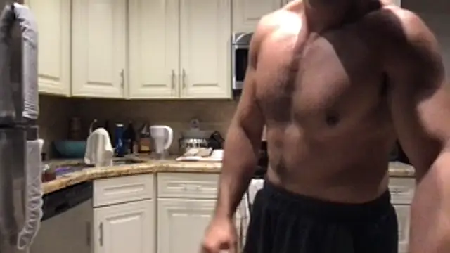 BigGuyMuscle webcam