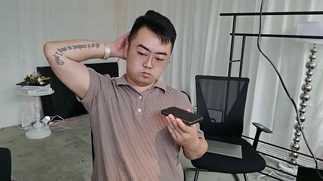 LC002 webcam