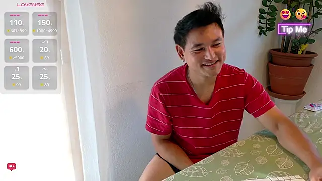AsianBoy_Sunny live cam on StripChat
