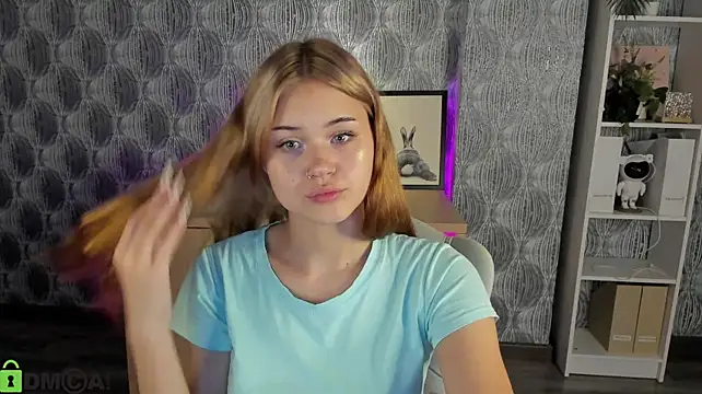BabySunsh1ne_ live cam on StripChat