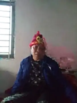 Lin2005a live cam on StripChat