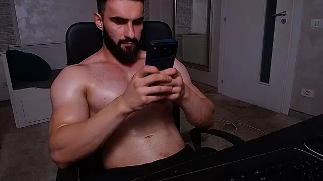 MicahLane live cam on StripChat