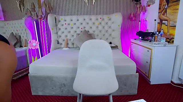 PlayfulShow webcam