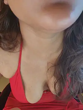 callmeshreya webcam