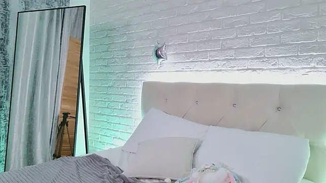 ChloeWells webcam