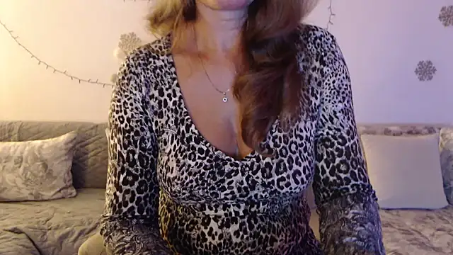YourfantasyGiuly webcam