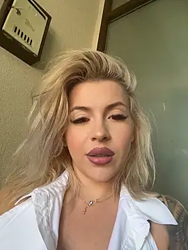 IveySin webcam