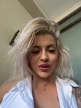 IveySin webcam