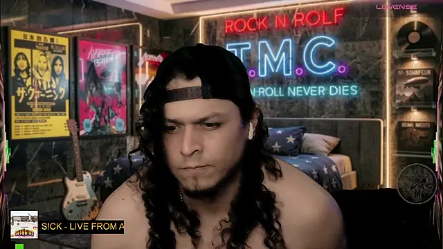 chino_roz webcam