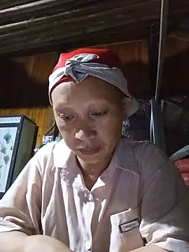 Linda-04 webcam