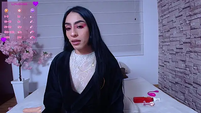 Lucyjoi webcam