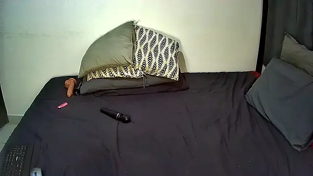 GoldenPussyXOXO