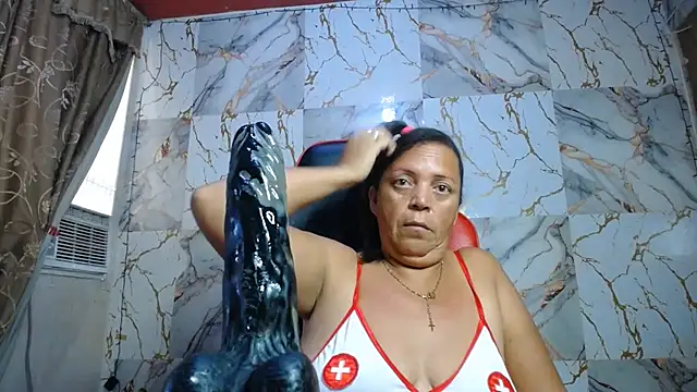 alina_maturehot