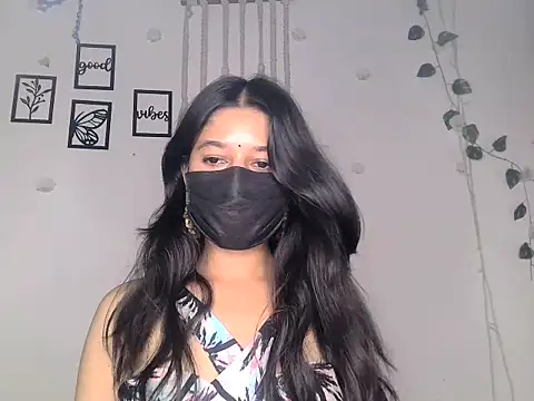 HOT_SNEHA4