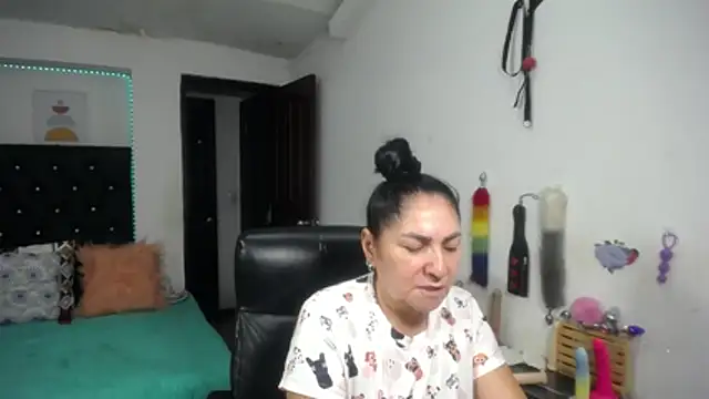 mature_bigboobs10 live cam preview