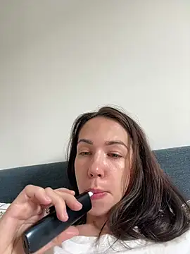 Nikol_535 webcam