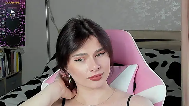 bbJ_one live cam on StripChat
